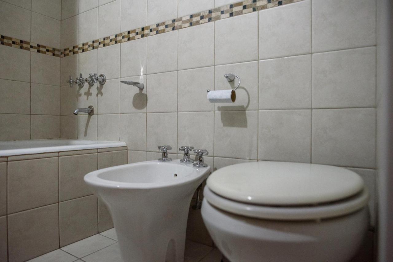 Апартаменты 2 Dorm Sobre Av Hipolito Yrigoyen Кордова Экстерьер фото